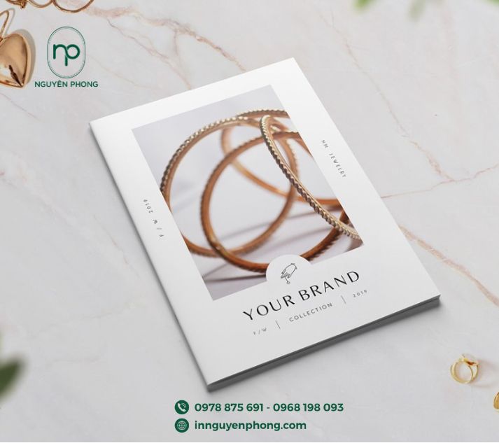 mau-catalogue-thoi-trang-12